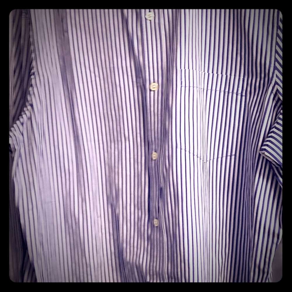 Men's long sleeve button down shirt